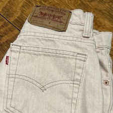 Vintage Levi's 501. 100 cotton made in the USA. Women's size 6. Ecru