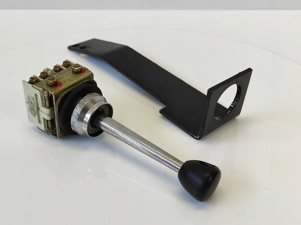 Lever Switch XD2-AC201 2-Axis Joystick SPST 230V Used - Image 3 of 4