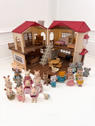 Calico Critters Red Roof Country Home Gift Set with Figures and Furniture