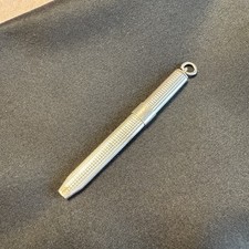 Mały srebrny teleskopowy długopis / ołówek do łańcuszka, 6,3 cm /3,35 grama