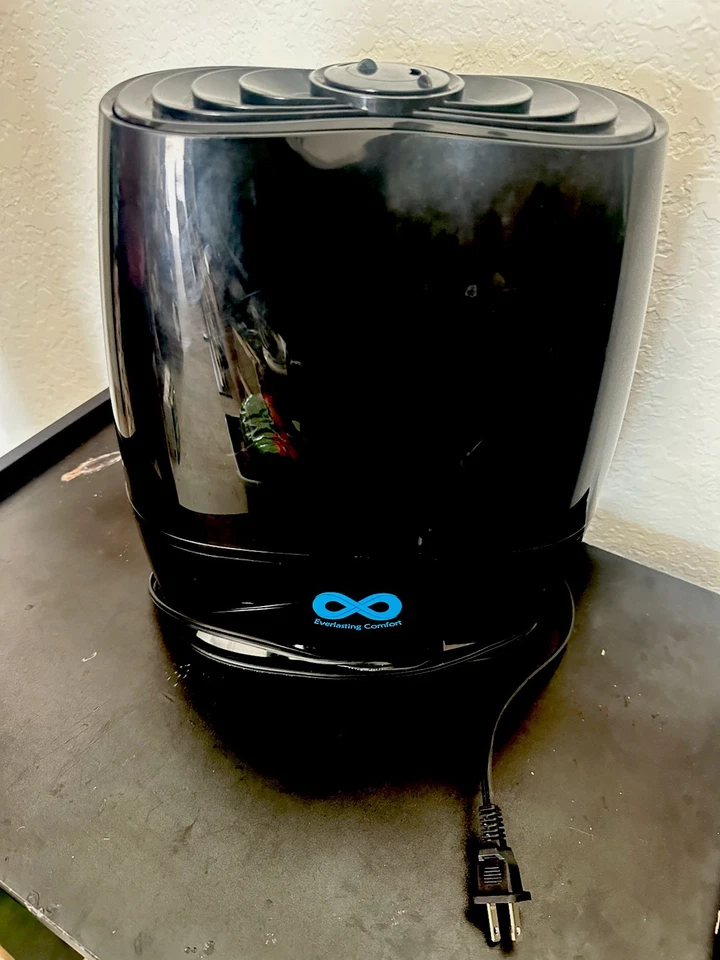 Humidificadores Everlasting Comfort 6L para dormitorio, silenciosos 50 horas de funcionamiento negros  Foto 2 de 2