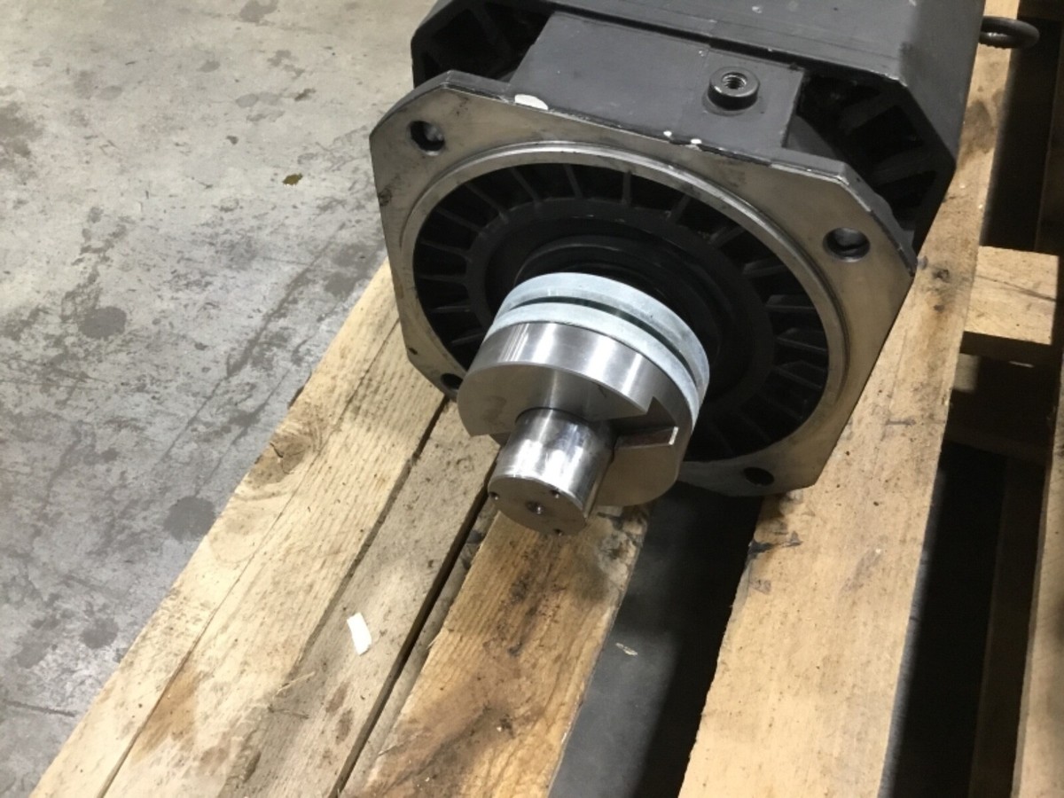 Fanuc A06B-0757-B394-R AC Spindle / Servo Motor 15S 3PH 200V Fanuc A06B-0757-B394-R AC Spindle / Servo Motor 15S 3PH 200V