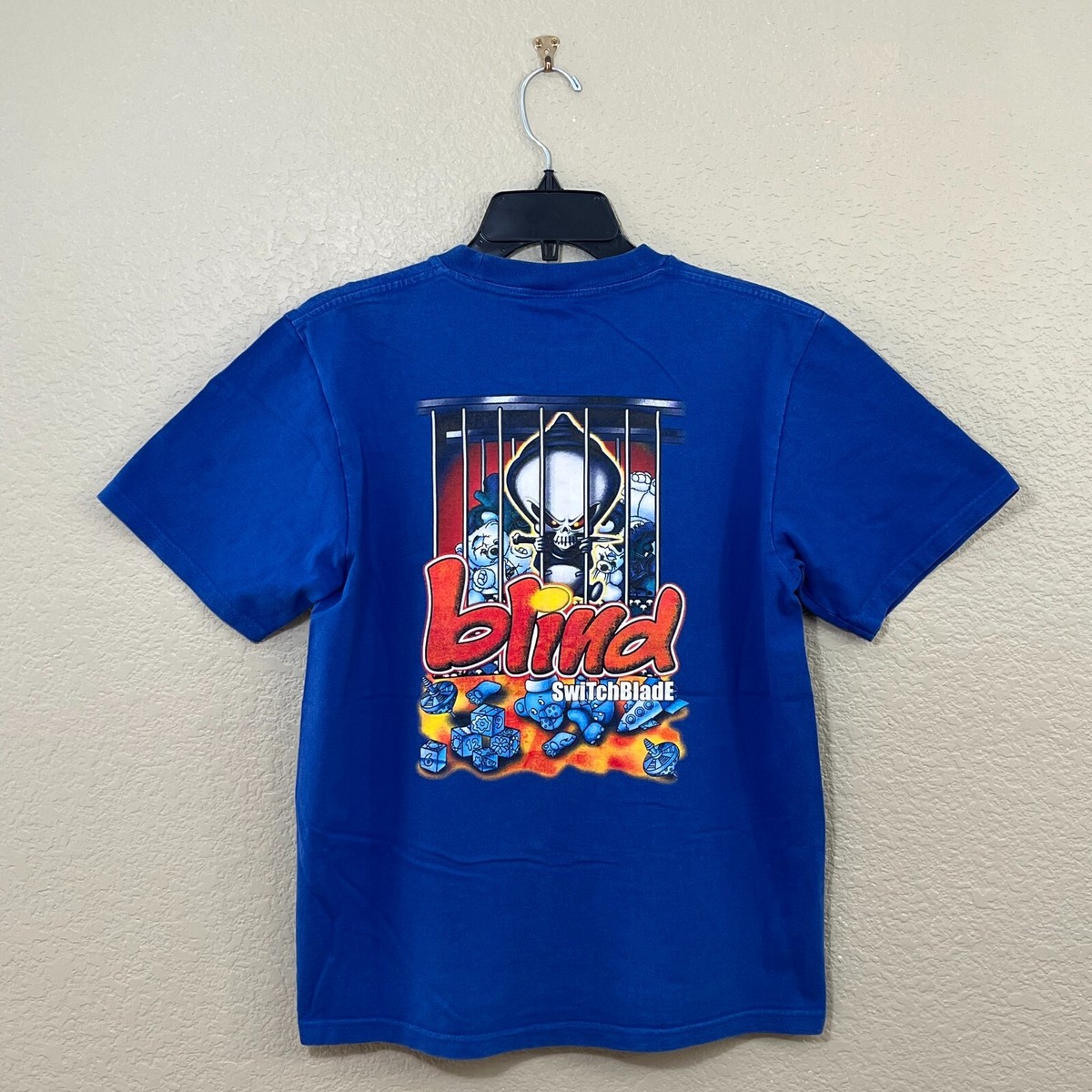 Vintage Blind skateboards switchblade t-shirt small | eBay