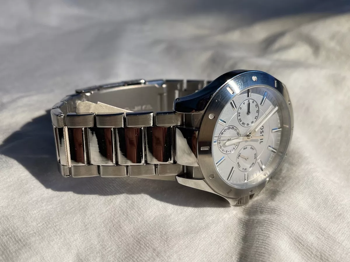 Fossil chronograph silver deals dial men's watch