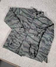 Vintage Tiger Stripe Jungle Camo Combat Coat Army Field Jacket Ripstop Medium