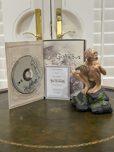Lord of Rings Two Towers Sideshow Weta SMEAGOL STATUE w SPECIAL EDITION BOOK DVD