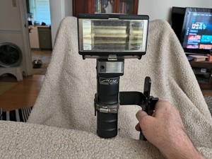 Metz Mecablitz 60 CT-4 Professorial Flash with a Stroboframe R4b