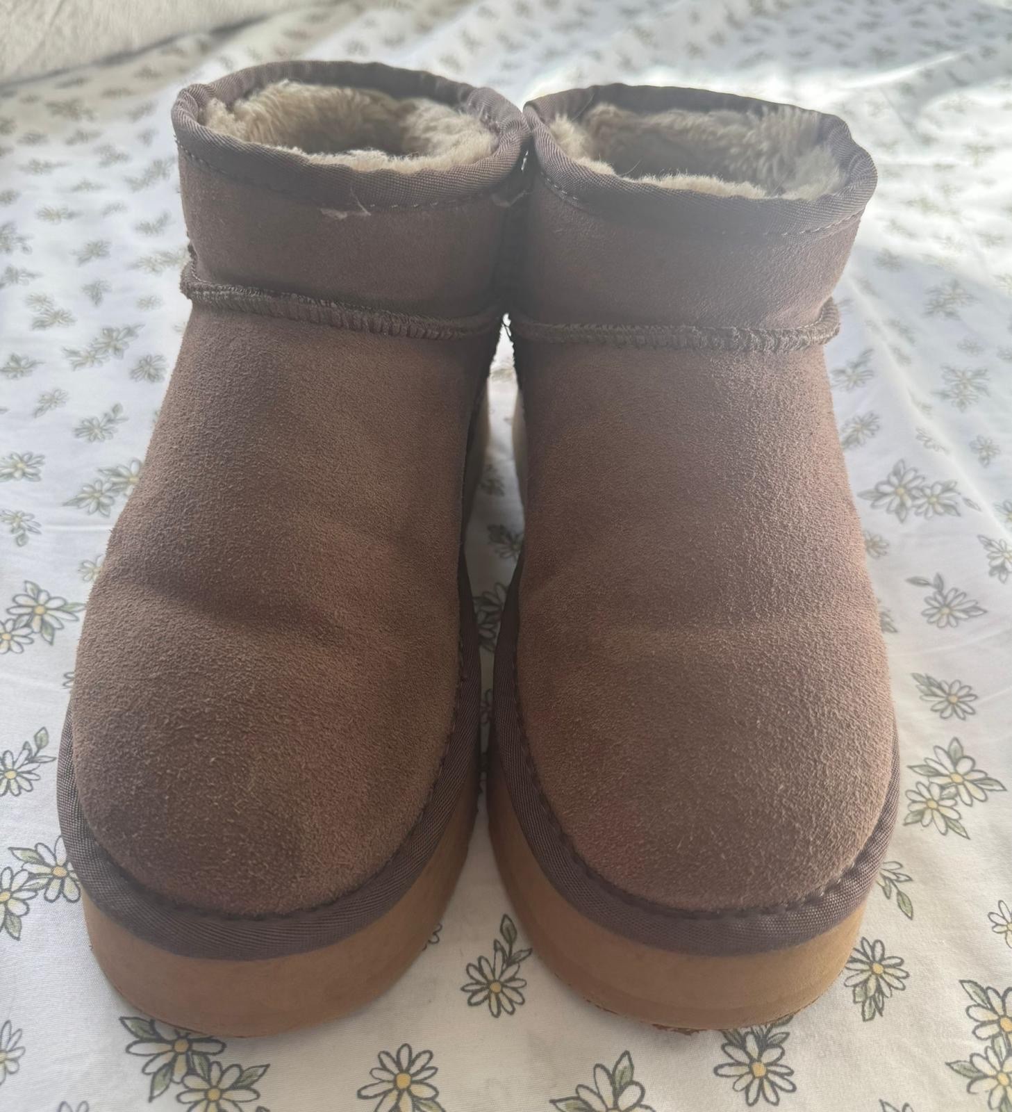 Authentic UGG Shoes Classic Platform Caribou Colo… - image 2