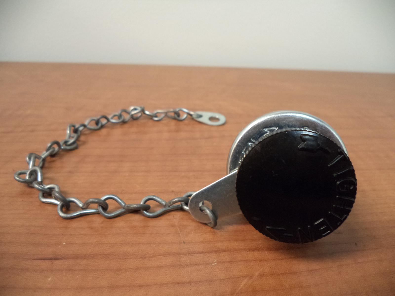 MOELLER OIL FILLER CAP 5 X 3 eBay