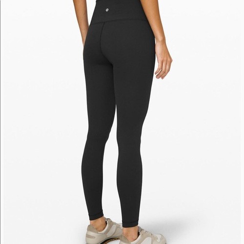 black lululemon leggings size 6