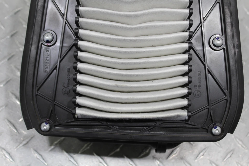 2017 VICTORY OCTANE AIRBOX AIR INTAKE FILTER BOX - Image 4 of 4