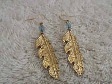 Goldtone Feather Pierced Earrings G7 