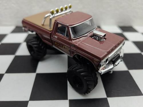 CUSTOM 1/64 1979 Ford F250 Goliath Monster truck 4x4 GREENLIGHT KINGS OF KRUNCH - Picture 2 of 12