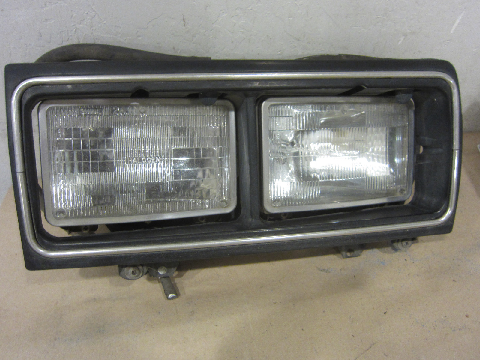 Bentley Eight 1987 - RH Headlight Assy