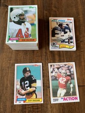 1981 Topps Terry Bradshaw #375 Near Mint MT 1982 Ronnie Lott Football 100+ Cards