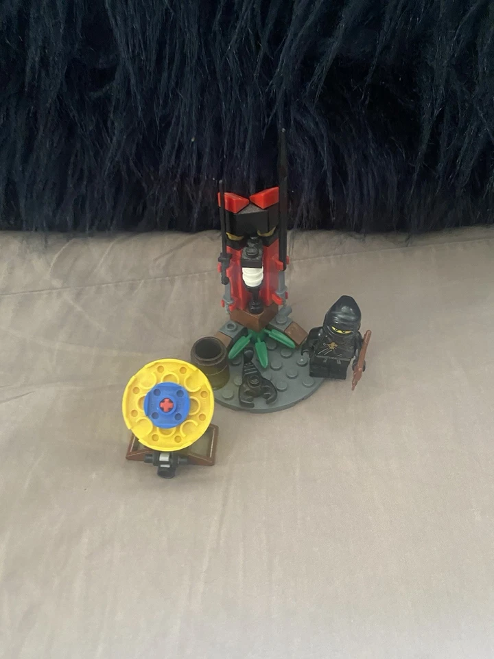 LEGO Ninjago 2516 Ninja Training Outpost, photo 4 of 5