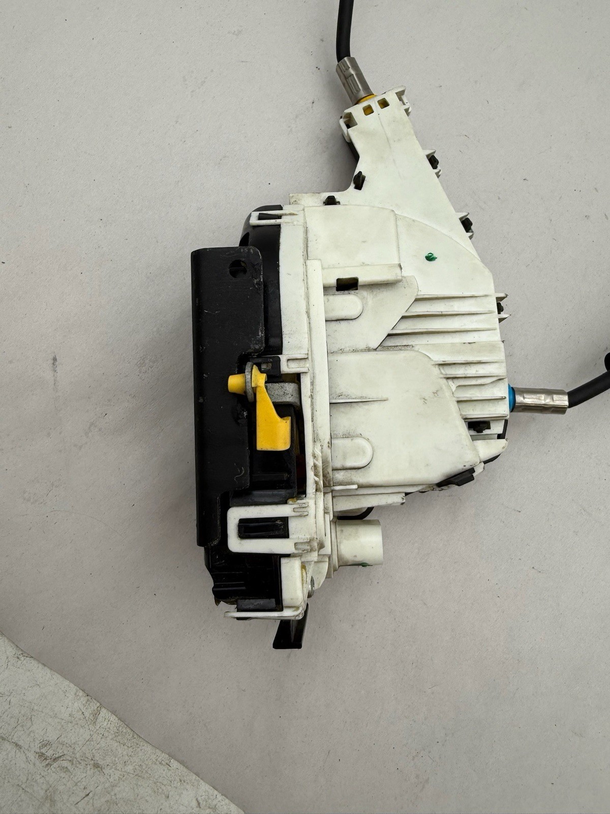 2014 - 2024 MASERATI GHIBLI FRONT LEFT DRIVER SIDE DOOR LOCK LATCH ACTUATOR OEM