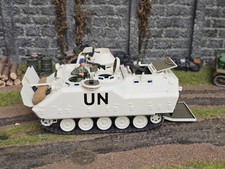 UN APC M 113  , WW2, 1:35,bebaut ,bemalt # R8