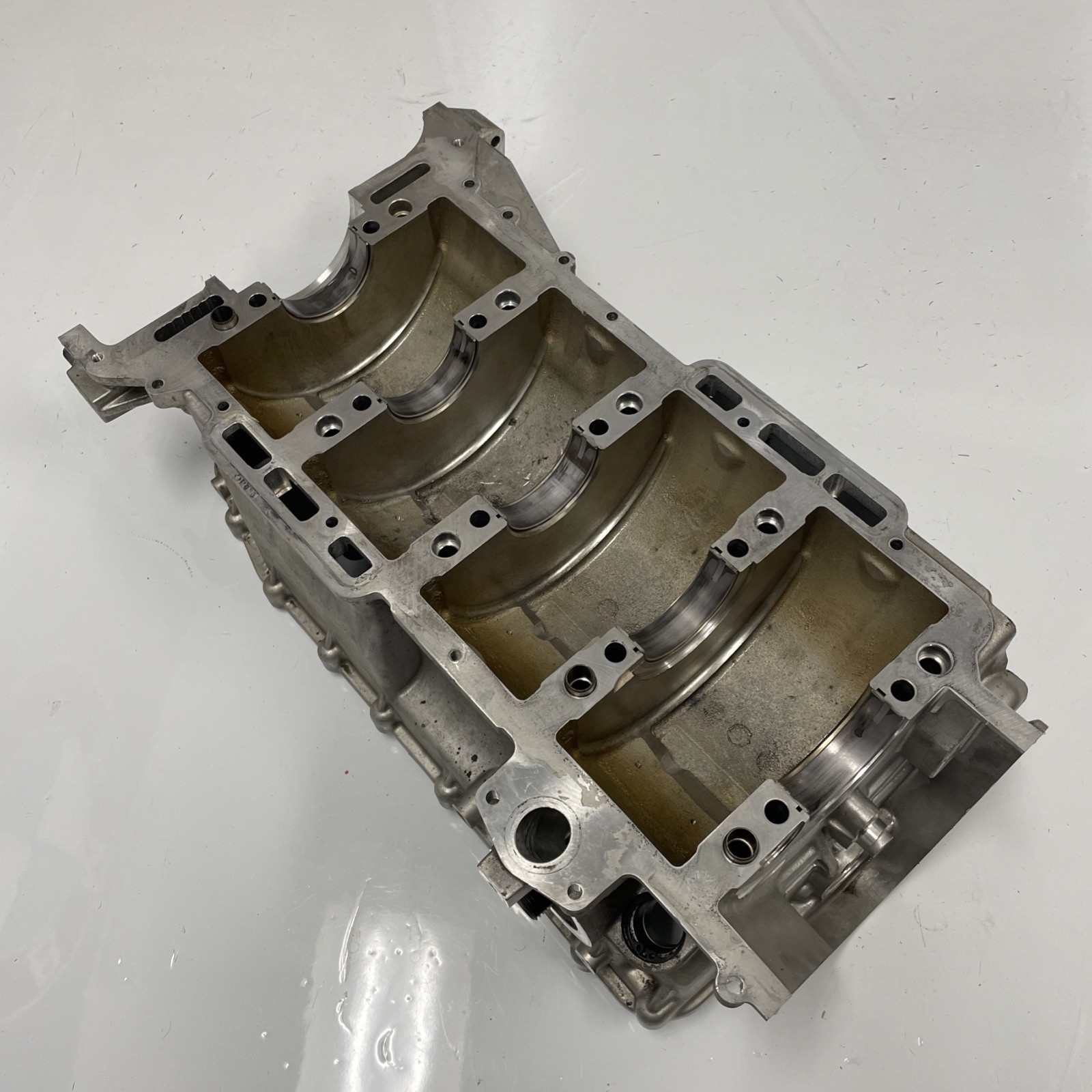 2013 Maserati Granturismo 4.7L V8 Lower Engine Motor Cylinder Block Housing