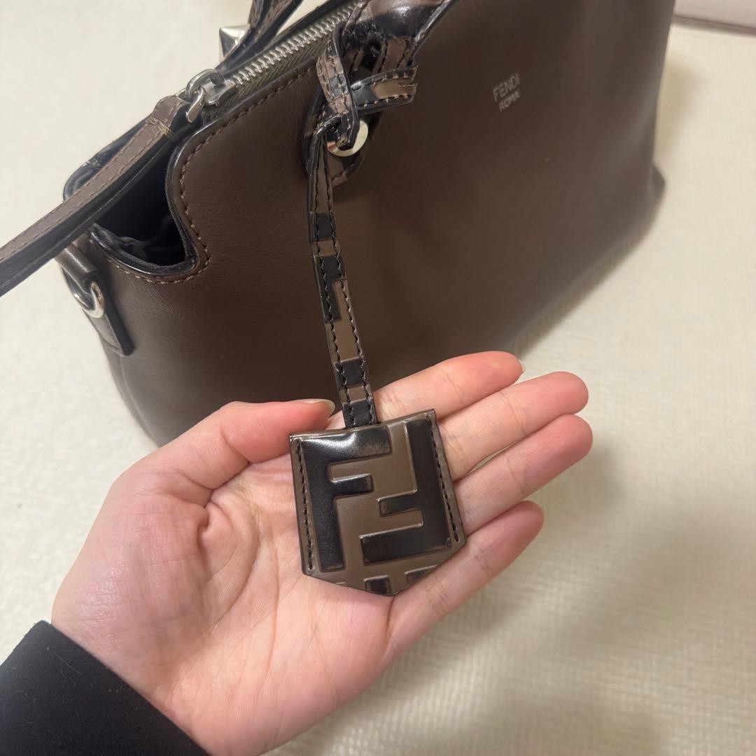FENDI Vitheway Medium 2-Way Brown Leather Bag, Used, Shoulder & Handle thumbnail 13