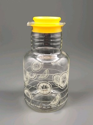 VTG Pyrex Lemonade Juice Glass Pitcher Carafe W/ Lid 2 Quart USA #7520