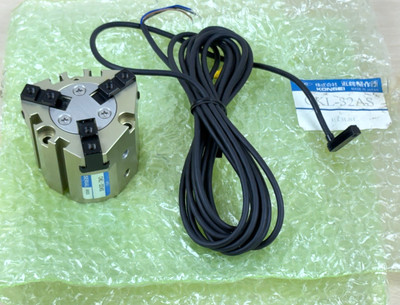 Konsei CKL-32AS Pneumatic Gripper, 3-Jaw, KC ET3