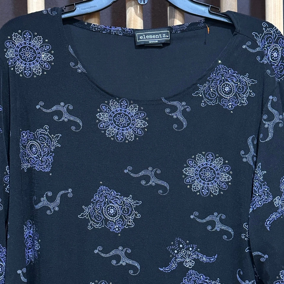 Túnica Elementz Top Feminina Plus 2X Preta Roxa Prata Celestial Fabricada nos EUA - Imagem 2 de 4