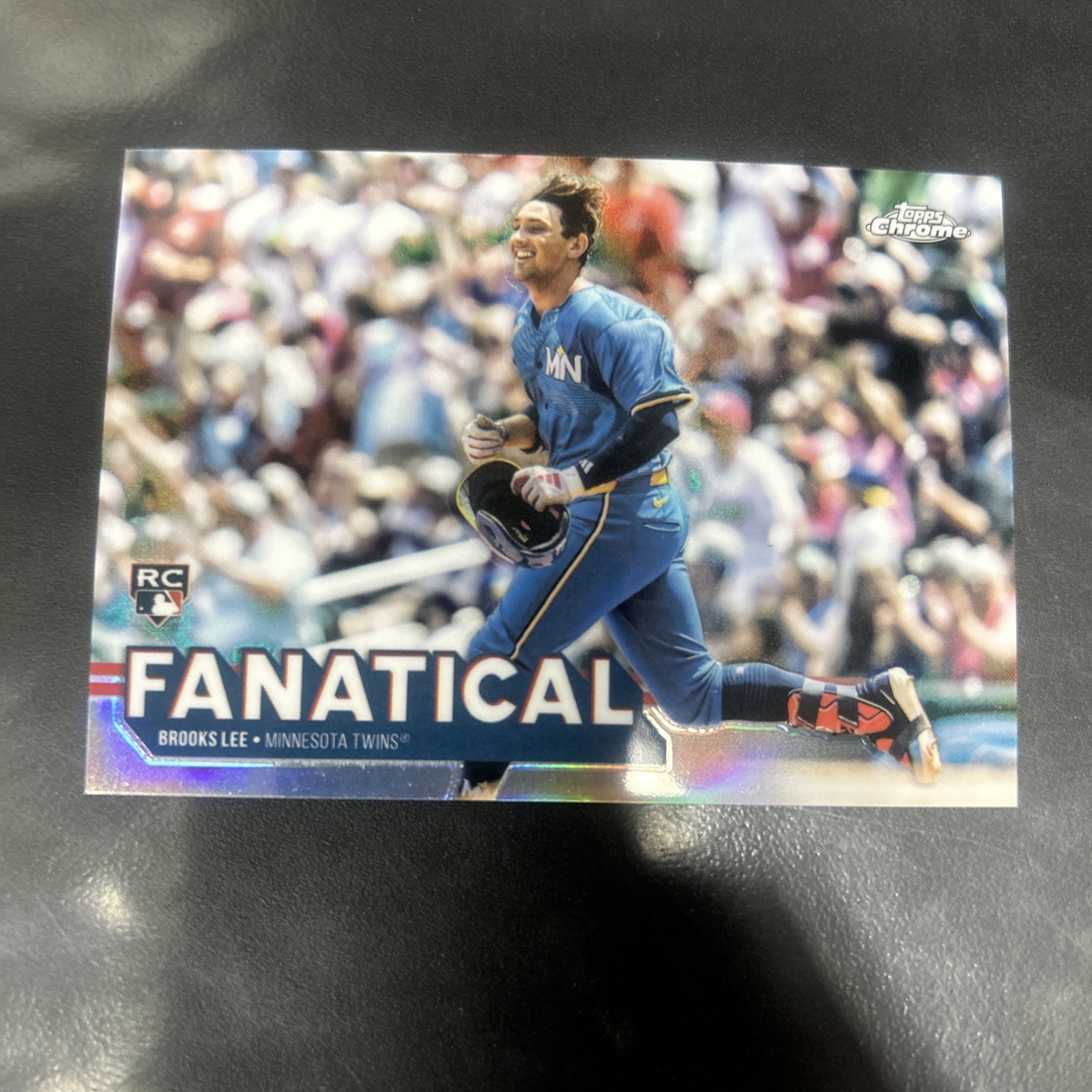 2025 Topps Chrome Brooks Lee RC Fanatical #FAN24 Minnesota Twins SSP Case Hit