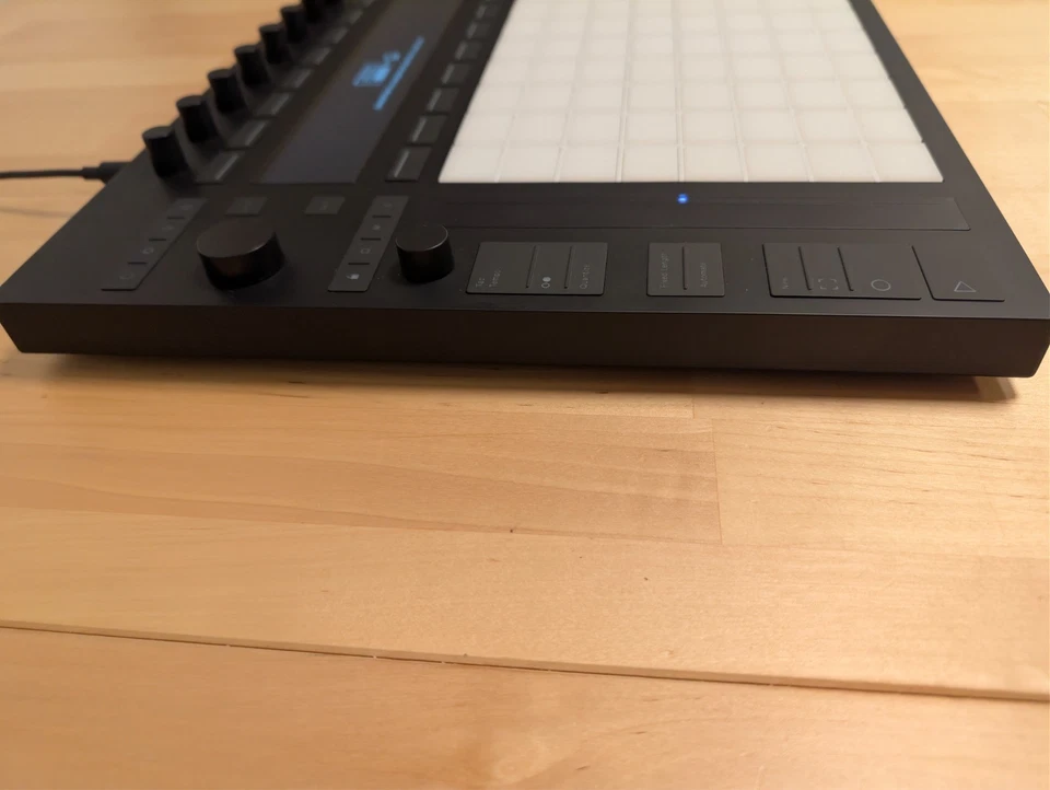 Ableton Push 3 Controller - wie neu, OVP + Decksaver + Koffer, Garantie 03/2028 - Bild 4 von 4