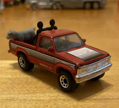 Matchbox Across America - Dodge Dakota Texas 50ème Anniversaire | 1:64 Neuf | 7 Voitures