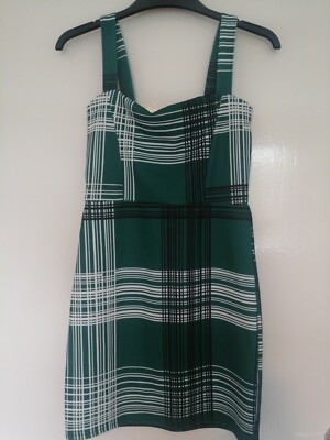 I Saw It First Crepe Check Print Pinafore Dress Green/black/white Size 6  BNWT | eBay UK
