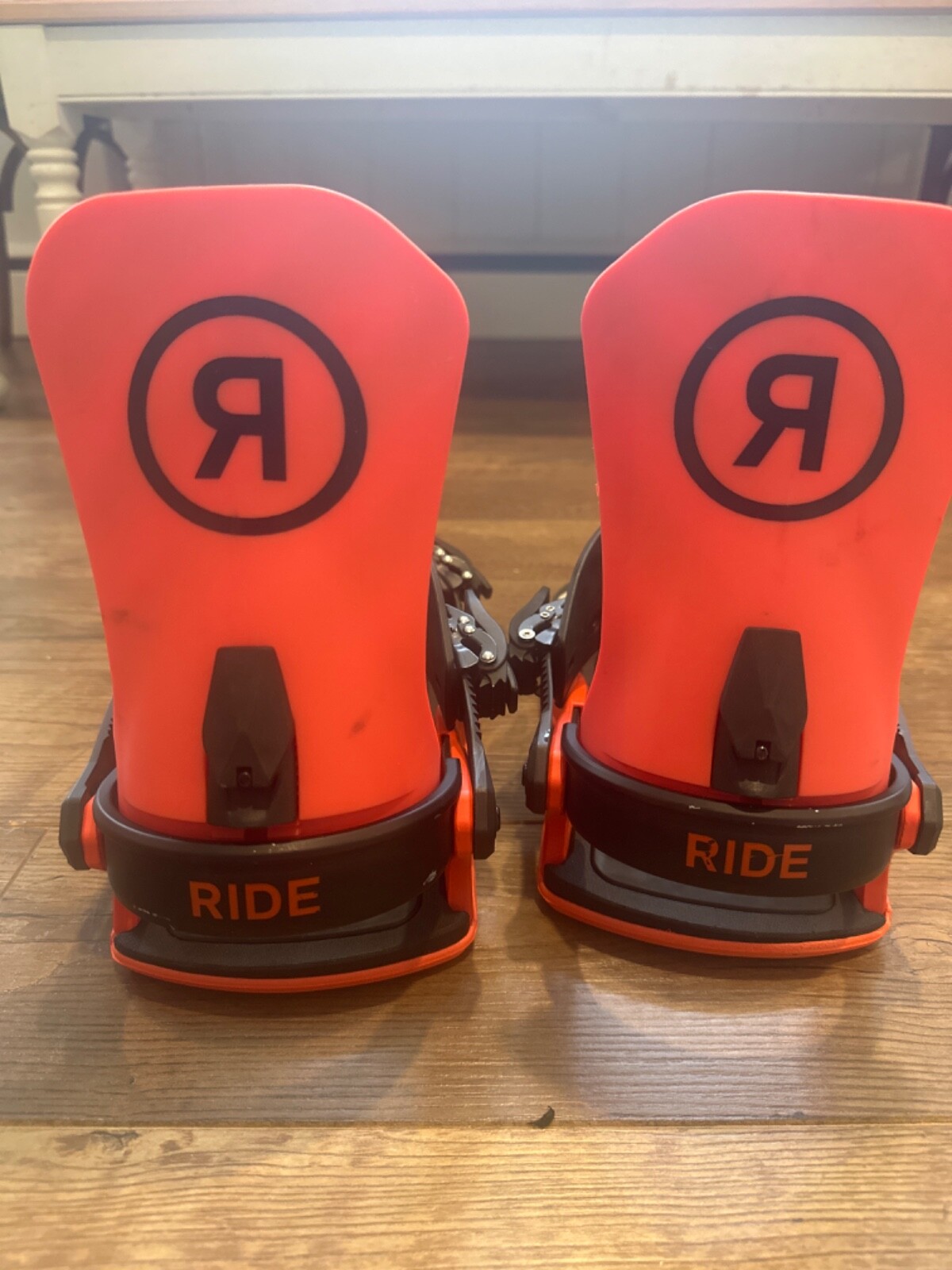 Ride C-8 Snowboard Bindings Medium (Men's US Size 6-10) White New 2024
