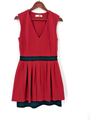 MSGM Womens Red Sleeveless V Neck Black Contrast Waistband Pleated Skirt Size 44
