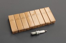 Genuine Audi S5 A6 S6 A8 Q7 VW Touareg 4.2 V8 spark plugs (x8) 101905621B