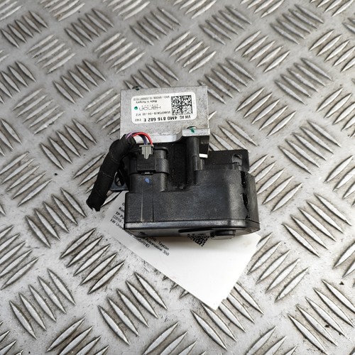 Porsche Taycan A/C Conditioner Expansion Ventil 4M0816682E Elektrizität 31860556