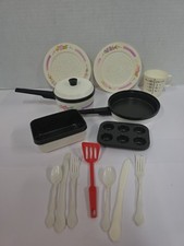 Chilton Globe Vintage Cooking Play Set Dishes Pots And Pans Measuring Cup 15 Set