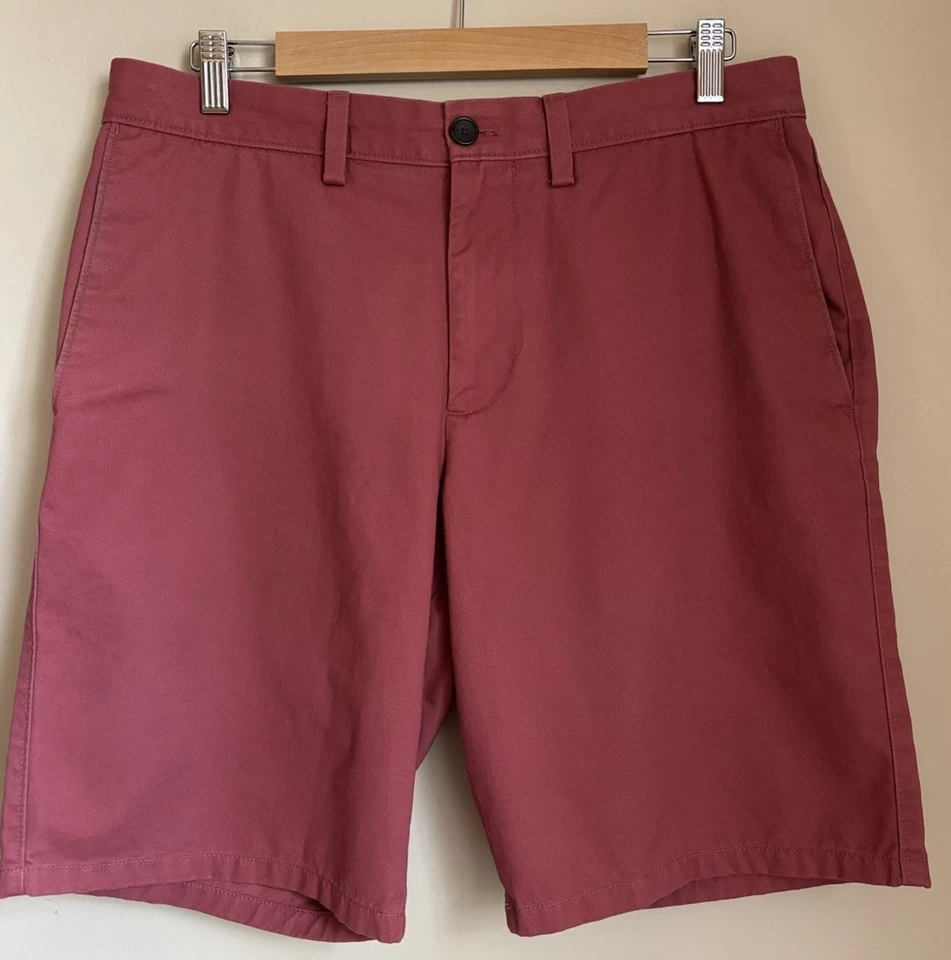 Banana Republic Aiden Shorts Men’s 33 Chino Golf Performance Lot Of 4 Pair - Image 2 of 4