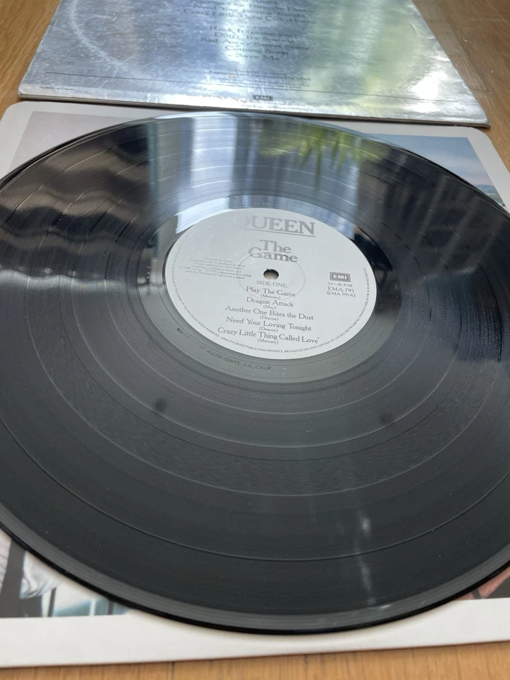 Queen - The Game 1980 VINYL LP 1st UK pressing EMA795 FOIL SLEEVE! - Image 3 of 4
