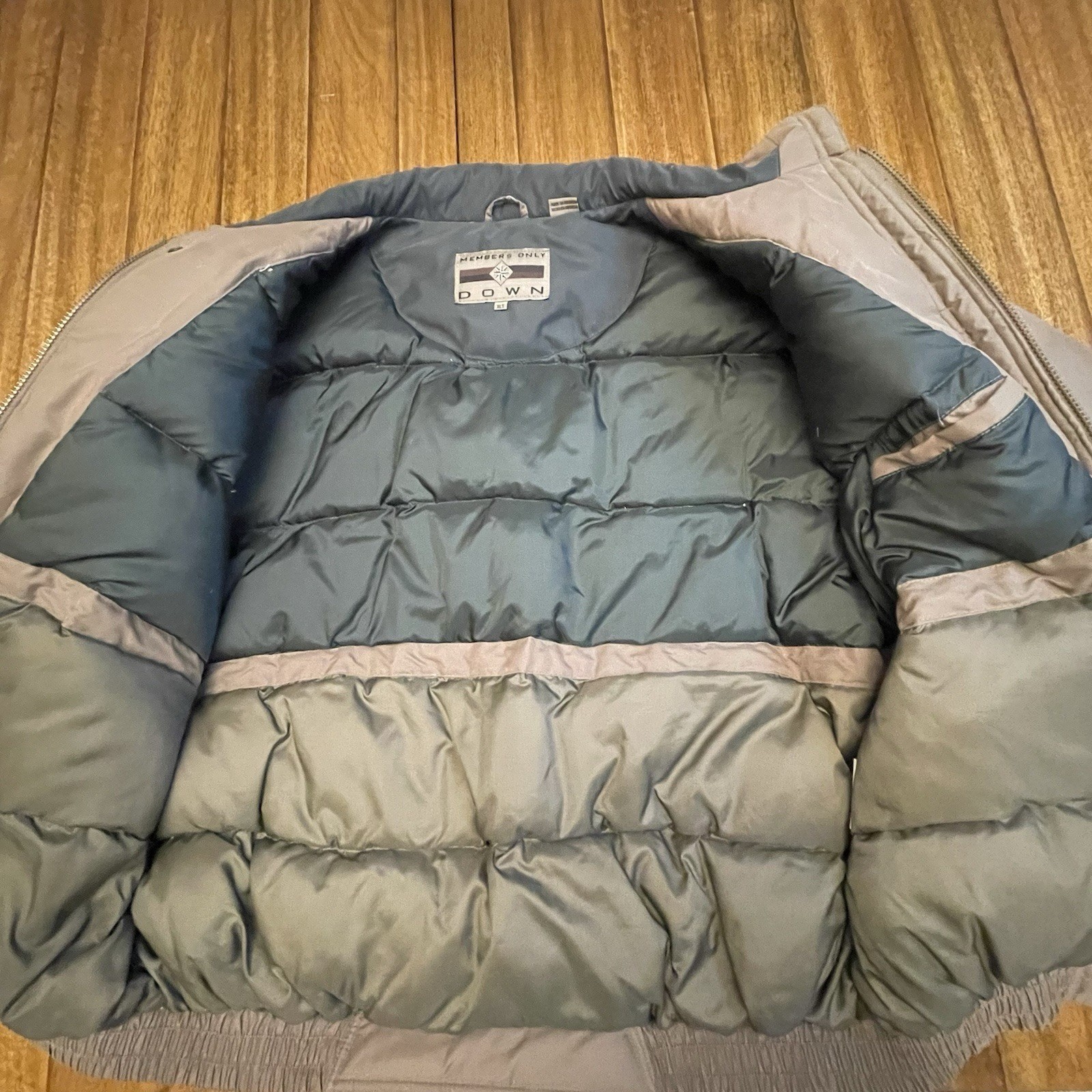 VTG RARE Members Only Down Puffer Jacket Mens XLT Gray Leather Trim Bomber Coat image 4