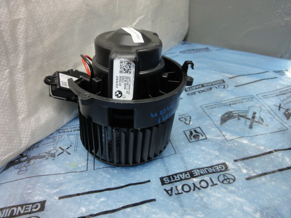 Mini Cooper Countryman 2015-2019 calefacción ventilador motor OEM 64119297752 Foto 2 de 4