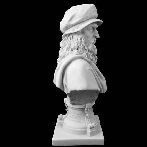 MARBLE BUST / SCULPTURE OF LEONARDO DA VINCI - MADE IN ENGLAND 9" - Picture 6 of 9