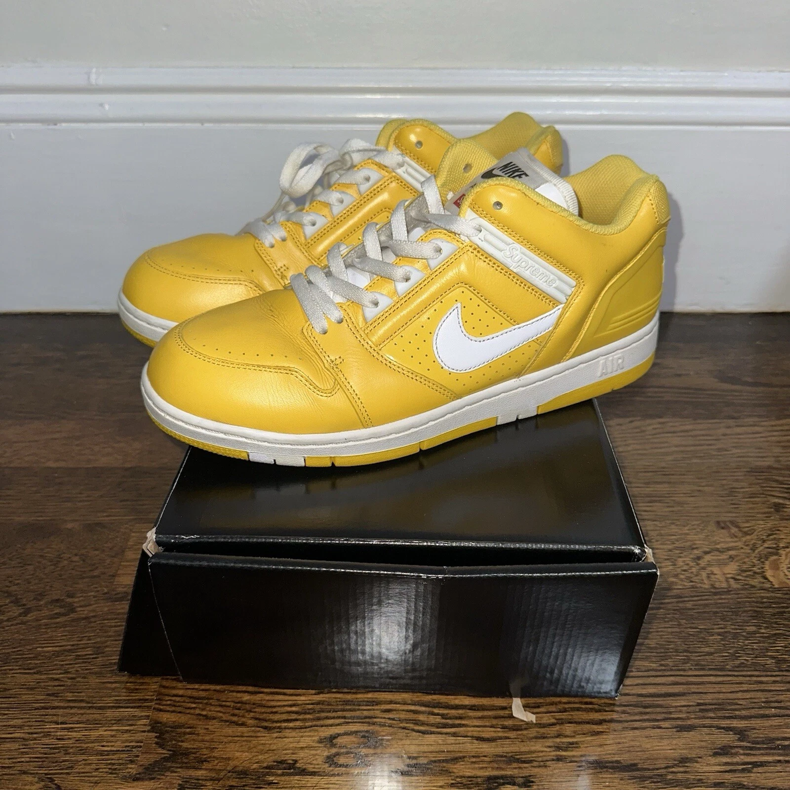 Taille 11M   Nike Supreme x Air Force 2 Canary   Occasion