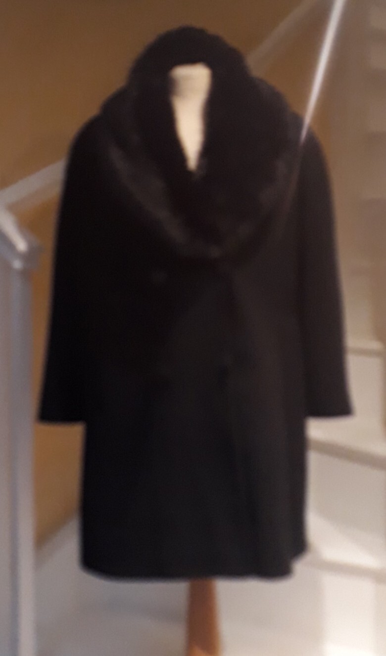 Picture 2 of 12