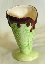 Royal Norfolk Ceramic Waffle Ice Cream Cone Bowl Spring Green Pastel