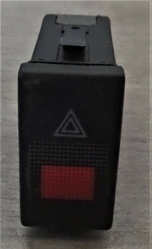 VW Passat 3B Warnblinkschalter Warnblinklicht Warnlicht Schalter 3B0953235B