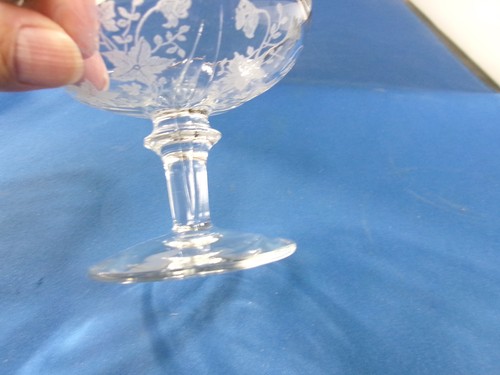 Tiffin ONEIDA Etched Flower Elegant Glass Pedestal Mint Bowl Silver Rim - Picture 4 of 8