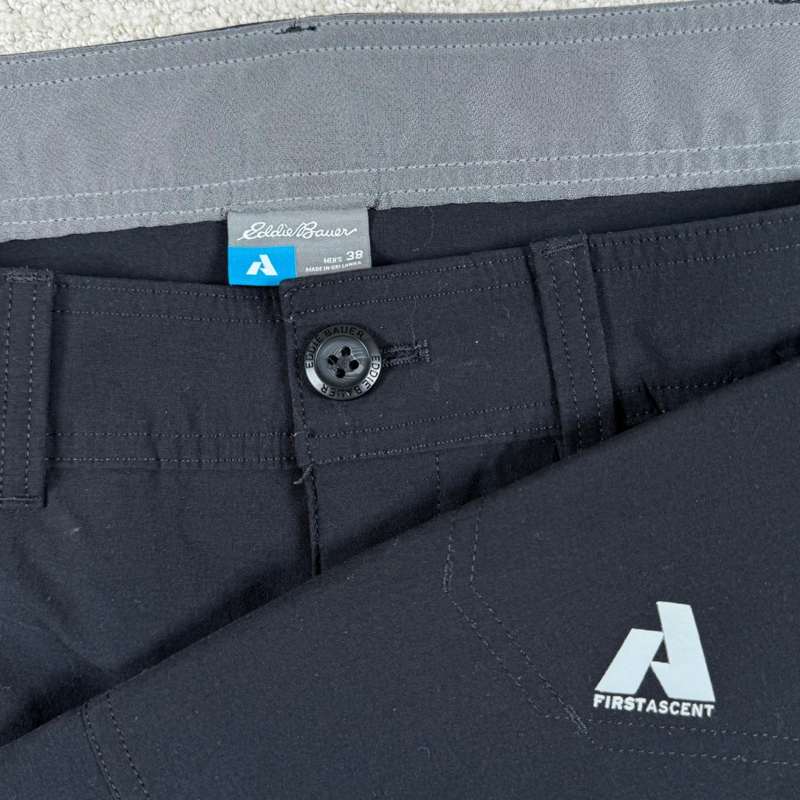 Eddie Bauer Mens 38 Black 11" First Ascent Guide Pro Nylon Hiking Shorts
Opens in a new window or ta