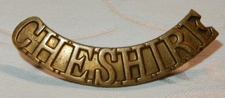 VINTAGE RED CROSS (CHESHIRE) BRASS SHOULDER TITLE NURSING MEDICAL BADGE