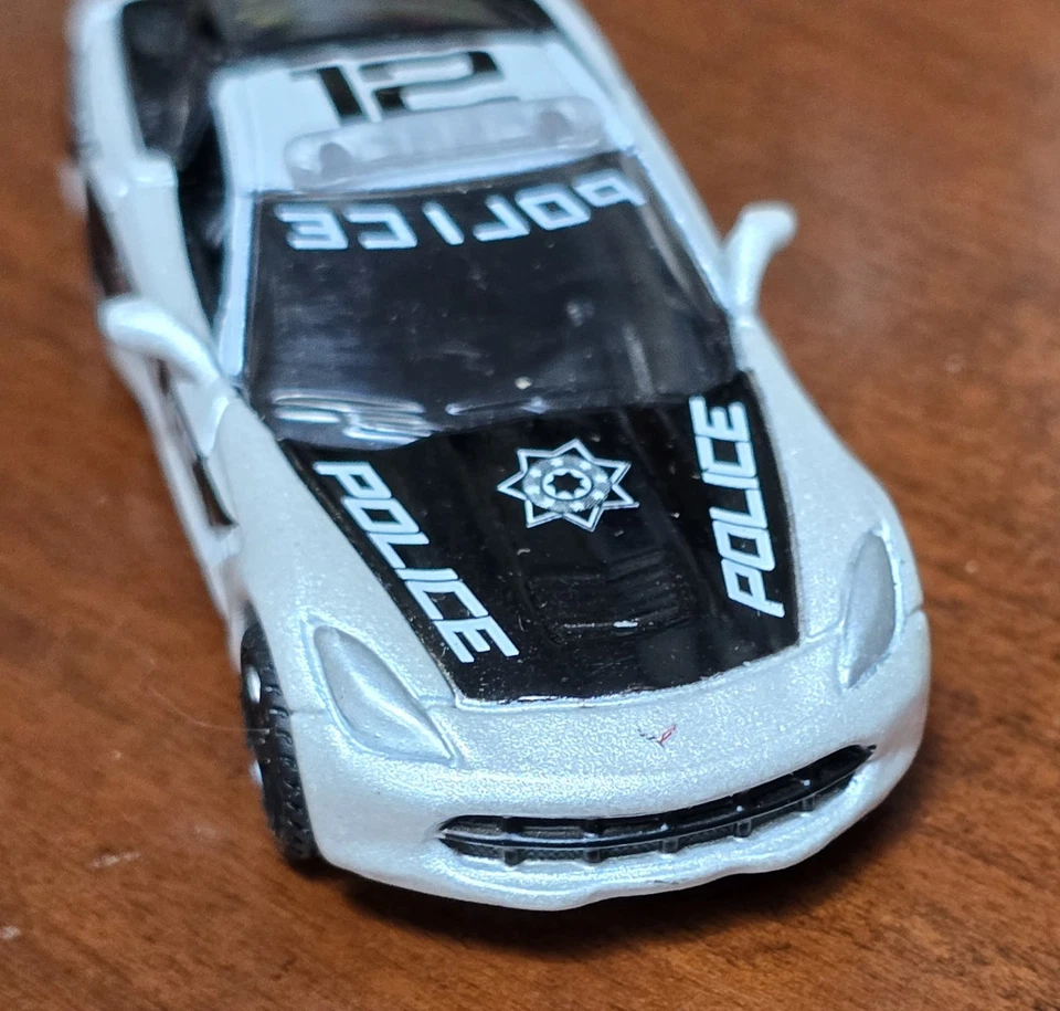 3" Maisto 2014 Corvette Stingray High Speed Pursuit Unit Police Car Loose 1/64 - Image 2 of 4
