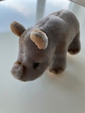 Nashorn  Stofftier Souvernier aus Mauritius   wie NEU -  15 cm